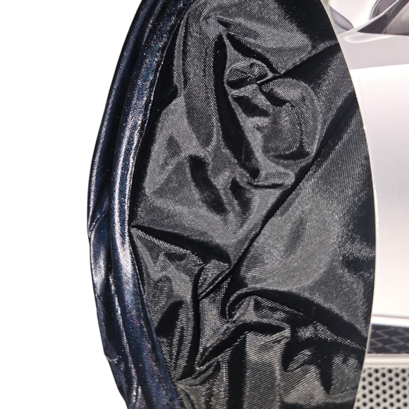 NWT Auto Drive Holographic Black Twist Sun Shade - Picture 3 of 3